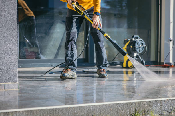 Best Commercial Building Pressure Washing  in Lyons, WI